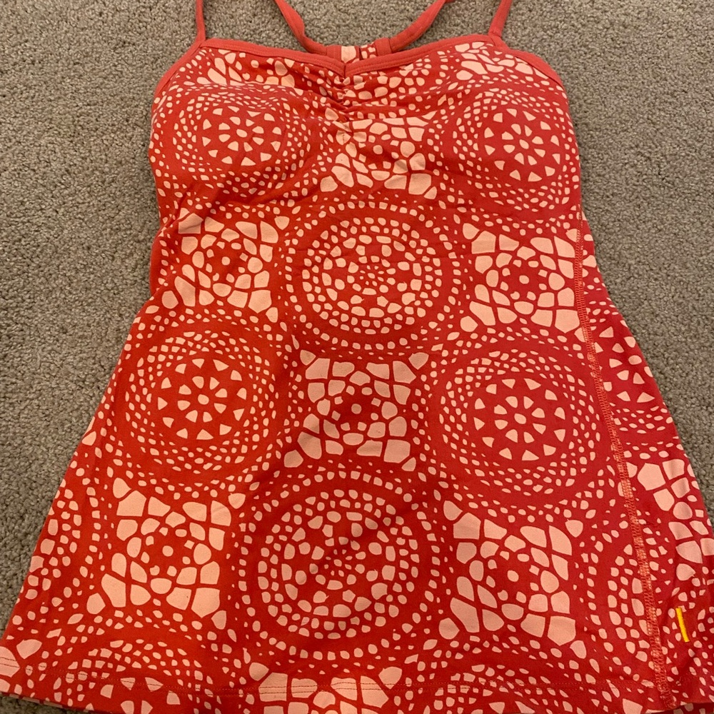 Lucy peach sport tank